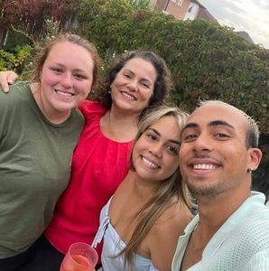 Meet your Posher, Shona